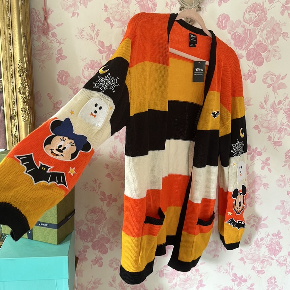 Her universe Mickey Halloween cardigan